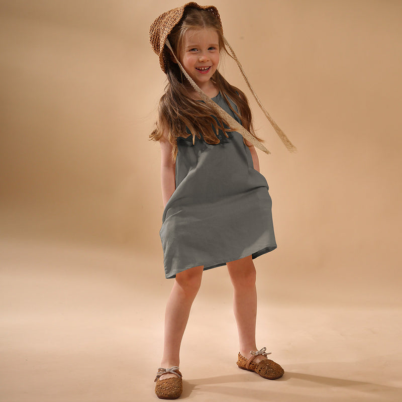 New Casual Sleeveless Solid Toddler Kids Dresses With Pockets