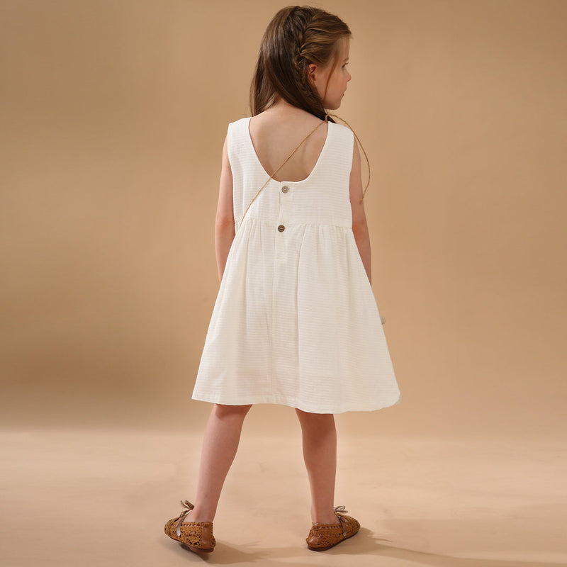 Girls Sleeveless Round Neck Button Low-Back Dresses TZ79