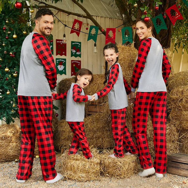 Merry Christmas Antler Letter Print Plaid Family Pajamas Sets GH05